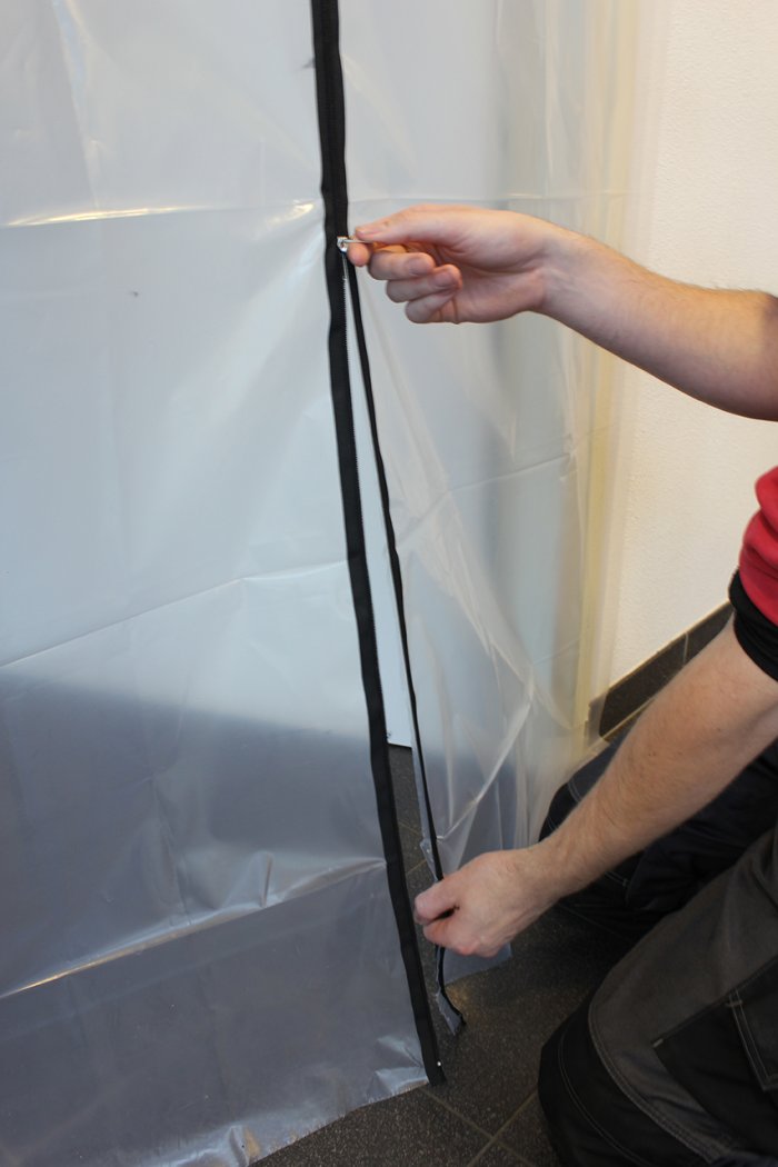 DustDoor 2,4x1,2 m